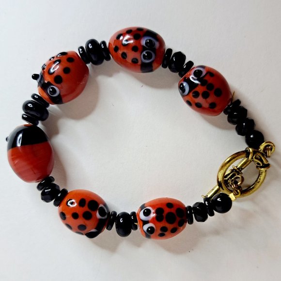 Jewelry - Single Row Red Ladybugs Bead Bracelet
